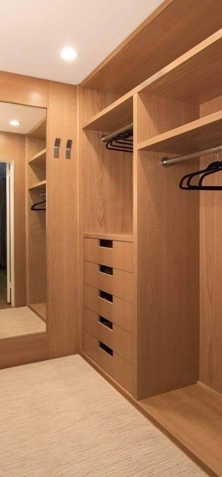 Premium Oak Walk-In Closet